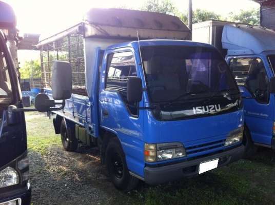 ขาย ISUZU NKR 4ล้อไม่ติดเวลา กระบะคาร์โก้มีหลังคา เครื่อง 100 แรงเทอร์โบ สภาพดี
