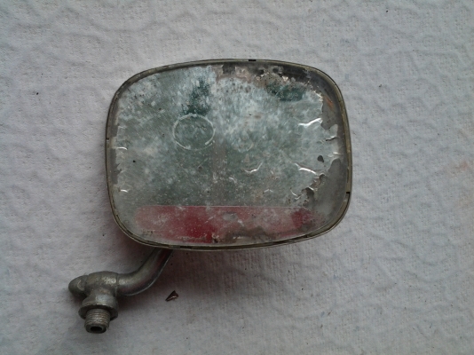 ขายกระจก มองข้าง โฟลค์ตู้ 1900 ขายกระจก มองข้าง โฟลค์ตู้ 1900