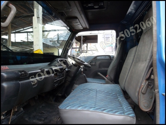 ขายด่วน รถบรรทุก 6 ล้อ ISUZU NQR 150 แรง EURO-2 รถห้างแท้ ปี 46 ตู้ 10 บาน สภาพสวย พร้อมใช้งาน ราคาสุดคุ้ม