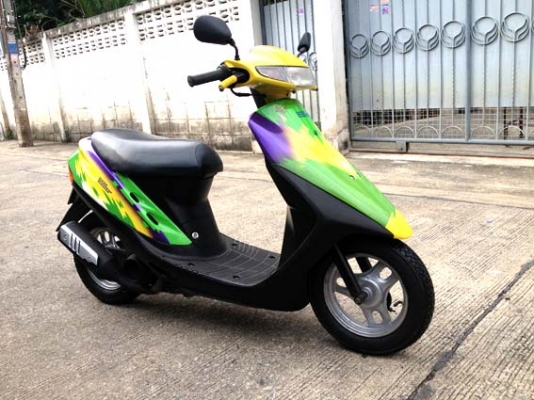 ขาย DIO AF 27 เครื่องแน่นมาก  รายละเอียด   ขาย DIO AF 27 เครื่องแน่น ประหยัดน้ำมันดี บิดพุ่ง คันเร่งนิ่ม สตาร์ทมือ- เท้า ได้ กุญแจดอกเดียวทั้งคัน เบาะดี ชุดสีสวย   ระบบไฟติดทุกดวง แตรดัง ยางดี เข็มไมล์ใช้ได้ เกย์น้ำมันขึ้น เบรคดี แบตเตอรี่ ใหม่   เหมาะสำห