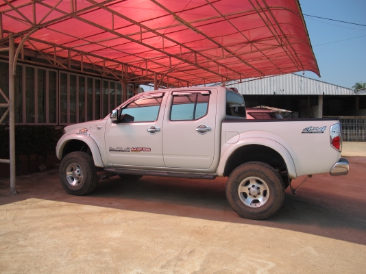 ขาย Navara 4 X 4 ออฟโรด ยกสูง