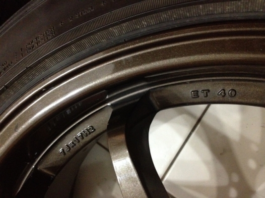 ขายแม็กซ์มือ2 ลายCE28 ขอบ17 4 รู100/114 + ยาง ราคา 9,900 บาท