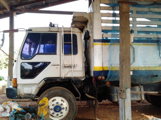 MITSUBISHI FUSO FN527 TURBO - 220 HP TF 0738 สิบล้อดั๊มพ์ 2 เพลา เบรคใหญ่แล้ว มีระบบลากพ่วง กระบะดั๊มพ์เหล็ก 12 ตันคอกสูงเกษรสภาพสวย เครื่อง TURBO แรงดีแห้งดีไม่มีเยิ้ม ภายในเก๋งอุปกรณ์ครบ แอร์เย็น พวงมาลัยเพาเวอร์ เบรคทริ๊ปฟี้ ช่วงล่างคัชซีดีไม่บวม ยางสภ MITSUBISHI FUSO FN527 TURBO - 220 HP TF 0738 สิบล้อดั๊มพ์ 2 เพลา เบรคใหญ่แล้ว มีระบบลากพ่วง กระบะดั๊มพ์เหล็ก 12 ตันคอกสูงเกษรสภาพสวย เครื่อง TURBO แรงดีแห้งดีไม่มีเยิ้ม ภายในเก๋งอุปกรณ์ครบ แอร์เย็น พวงมาลัยเพาเวอร์ เบรคทริ๊ปฟี้ ช่วงล่างคัชซีดีไม่บวม ยางสภ