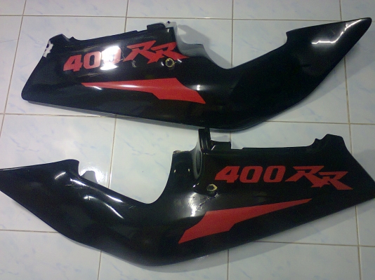 ขายแฟริ่ง CBR400 ปี 89  แฟริ่งเดิมๆ  พร้อมจัดส่งฟรีๆๆ