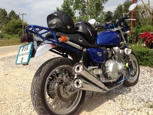 ขาย คับ CB400Four ทะเบียน ร้อนเงินจะไปขี่รถยนต์คับ ด่วนๆๆเลยคับ ขาย 130000