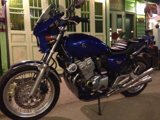 ขาย คับ CB400Four ทะเบียน ร้อนเงินจะไปขี่รถยนต์คับ ด่วนๆๆเลยคับ ขาย 130000