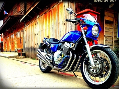 ขาย คับ CB400Four ทะเบียน ร้อนเงินจะไปขี่รถยนต์คับ ด่วนๆๆเลยคับ ขาย 130000