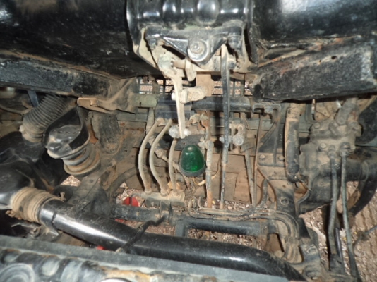 ขายรถอีซูซุ4ล้อกลาง เครื่อง100แรงฝาดำ พวงมาลัยเพาเวอร์ สภาพสวยๆพร้อมใช้งานคับ