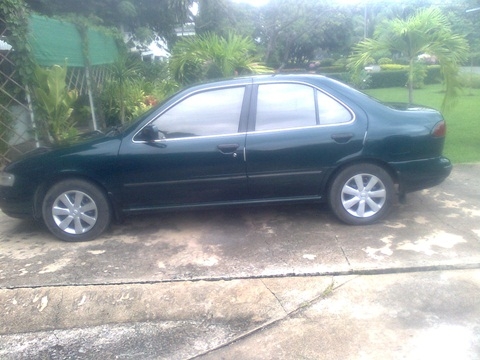 ขายรถนิสสันซาลูน ปี95