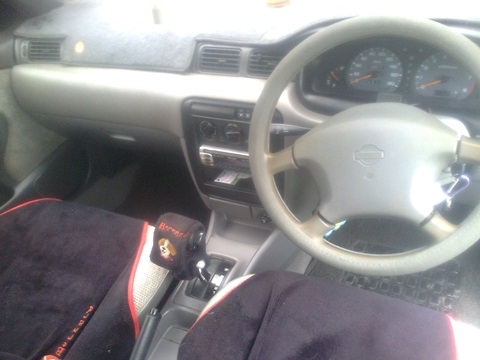 ขายรถนิสสันซาลูน ปี95