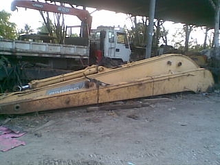 สุมิตโตโมS280LCบูมยาว18เมตรครบชุด(บูมนอก)พร้อมบูมสั้นครบชุด