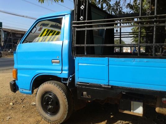 ขาย isuzu 6 ล้อ 110 แรง ks-22 รถห้างแท้ สภาพดีมาก