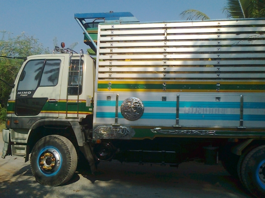 ขาย FM2K NLD 10 ล้อ 2 เพลา กระบะอลูมิเนียม มีระบบลากจูง