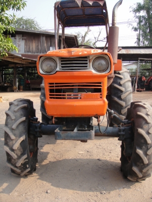 คูโบต้า L3001 DT 4 WD 2 เพลา รถไร่...สภาพดีมากๆครับ