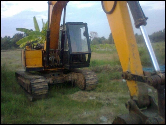 แพ็คคู่อีซูซุร๊อคกี้ 195 ดั้ม พร้อม แมคโคร