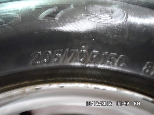 ขายยางอะไหล่ขอบ15 6รูพร้อมยางปี 08 900 ขายยางอะไหล่ขอบ15 6รูพร้อมยางปี 08 900