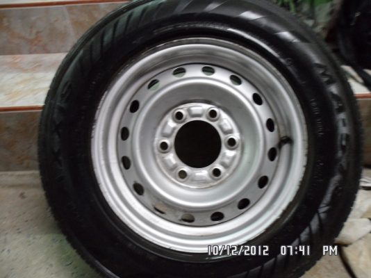 ขายยางอะไหล่ขอบ15 6รูพร้อมยางปี 08 900 ขายยางอะไหล่ขอบ15 6รูพร้อมยางปี 08 900