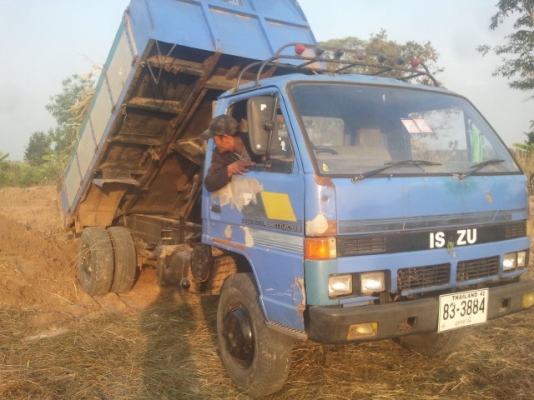 ขายรถดั้ม NPR 115  ห้างแท้  เครื่องดีมากๆ แชชซีสวยๆมีสโลว์กลางกระบะดั้มอลูมิเนียม