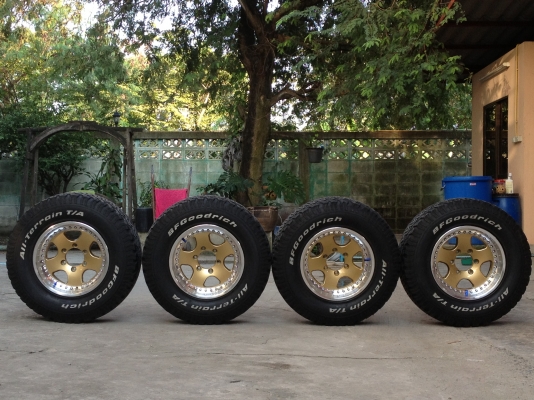 ขายแม็กซ์16x8พร้อมยาง ขายแม็กซ์16x8พร้อมยาง