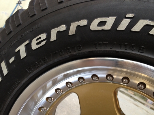 ขายแม็กซ์16x8พร้อมยาง ขายแม็กซ์16x8พร้อมยาง