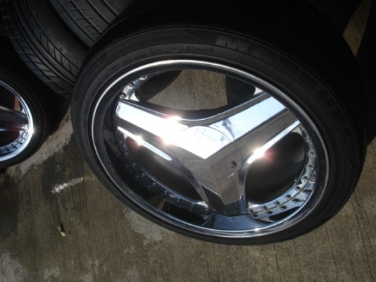 แม็กแท้ญี่ปุ่น ขอบ18ขอบเงาๆปี2011ราคานี้วันนี้วันเดียว