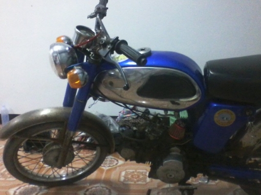 ขายค่วนมากรถถูกๆซักคันYAMAHA YL2วางเครื่องSMASHมีเล่มทะเบียนโอนรถสพาดดีขี่ได้เครื่องพึ่งทำมาแรงๆๆขอเปิดราคาที่11000บาทรถอยู่ชลบุรีสนใจลดราคาได้ไม่มีปัญหาเรื่องราคาขอแค่โทรมา 087-5046004