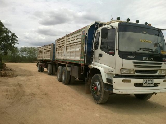 ขายรถ 18 ล้อพ่วงแม่-ลูกดัมพ์ ISUZU DECA 270 ปี 2548 ลูกพ่วง 2 คานกระบะสามมิตรคอกเสมอหัว ยางเต็มทุกเส้น ราคา 2400000 จัดไฟแนนซ์ได้ 1800000