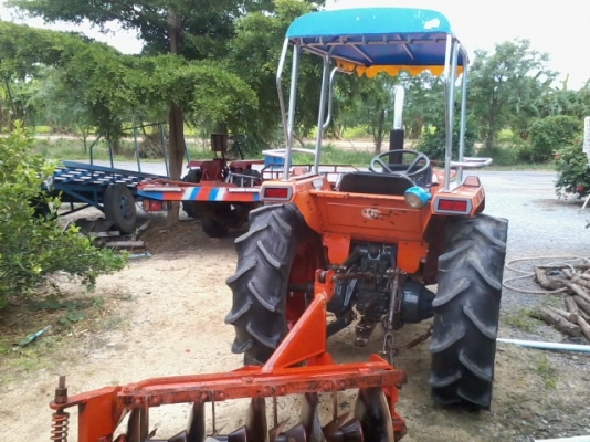 ขายรถแทรคเตอร์