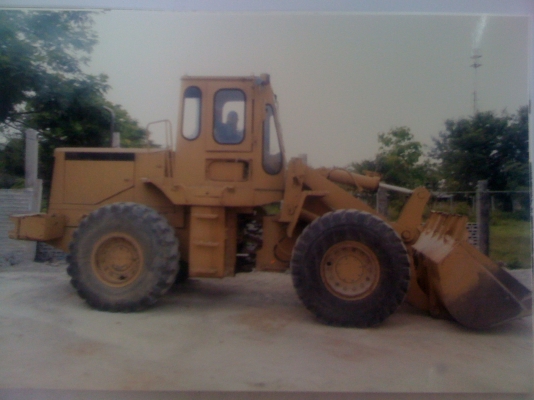 ขายรถตักด่วน !