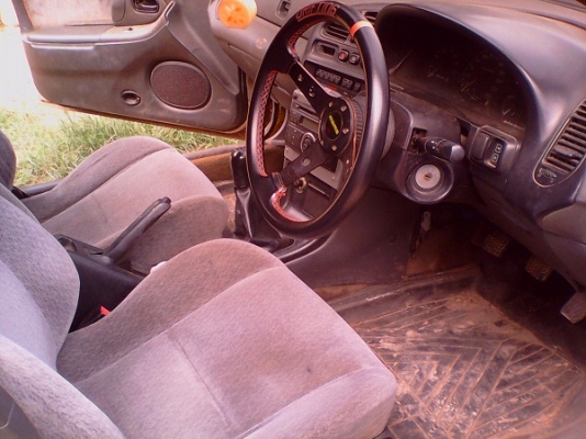 ขายมาสด้า323 ปี1995