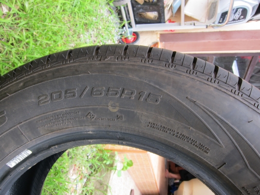 -ขายยาง 205 65 R 15 ของใหม่ มือ2