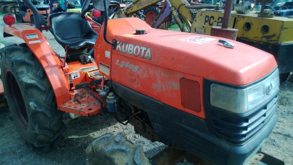 มาแล้ว KUBOTA L3408 + โรตารีตราช้าง พร้อมติดใบมีดดันดินหน้าใหม่ สยามแทรกเตอร์ และผาน 6 ตราช้าง เอาไปเลย มาแล้ว KUBOTA L3408 + โรตารีตราช้าง พร้อมติดใบมีดดันดินหน้าใหม่ สยามแทรกเตอร์ และผาน 6 ตราช้าง เอาไปเลย