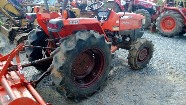 มาแล้ว KUBOTA L3408 + โรตารีตราช้าง พร้อมติดใบมีดดันดินหน้าใหม่ สยามแทรกเตอร์ และผาน 6 ตราช้าง เอาไปเลย มาแล้ว KUBOTA L3408 + โรตารีตราช้าง พร้อมติดใบมีดดันดินหน้าใหม่ สยามแทรกเตอร์ และผาน 6 ตราช้าง เอาไปเลย