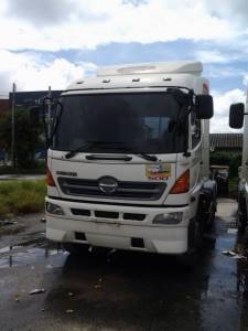 หัวลาก HINO  330  แรง  ปี  52