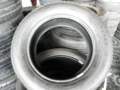 ขายยาง195/65/15  4 ชุด185/60/15  1  ชุด รวม5ชุด 4000 เหมาหมด