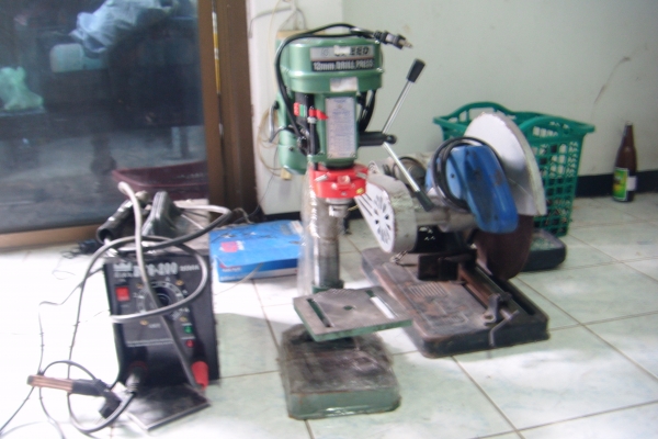 ขาย เครื่องมือช่าง 3 ชิ้น สภาพเกือบใหม่ ใช้ไม่เกิน10ครั้ง