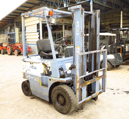 รถยกไฟฟ้า แบบนั่งขับขนาด 1.5 ตัน เสาสูง 3 เมตร TCM FB15H5 รถยกไฟฟ้า แบบนั่งขับขนาด 1.5 ตัน เสาสูง 3 เมตร TCM FB15H5