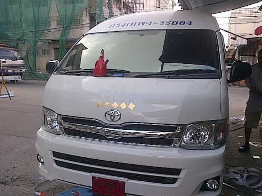 ขายล้อพร้อมยางเดิมรถตู้