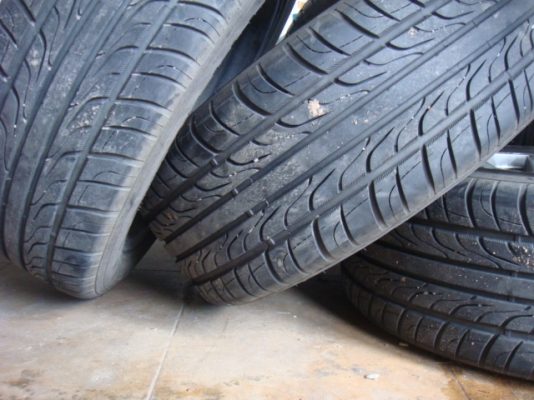 ขายยาง Tracmax  ขนาด 265/50/20 ปี 12