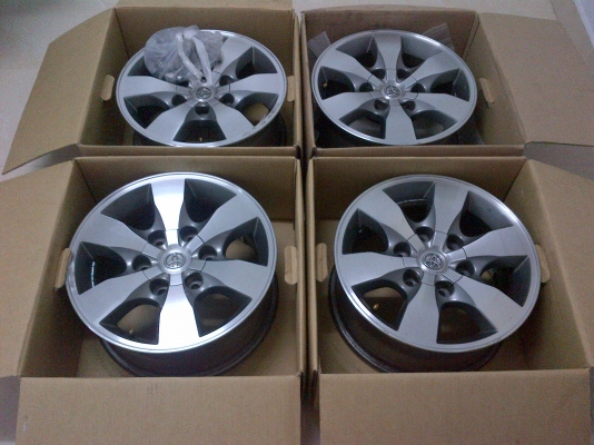 ขายล้อแม๊ครถตู้