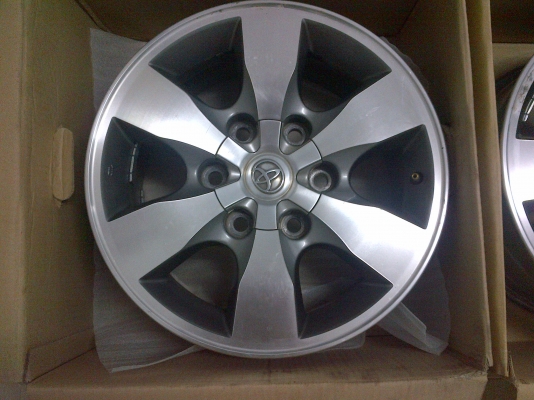 ขายล้อแม๊ครถตู้