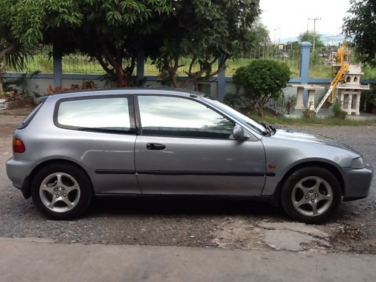 Honda 3ประตู ติดแก๊ส LPG เครื่องคาร์บู ( No book ) โทร 0897613595 (เบียร์)