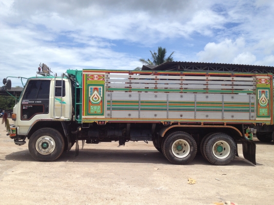 ขายISUZU จัมโบ้200 หัวร็อค กระบะเนียมยางดี10เส้น คัทซีสวย สวยทั้งคัน