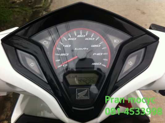 ขายHONDA CLICKสีขาวน้ำเงิน ปี2555 ขายHONDA CLICKสีขาวน้ำเงิน ปี2555