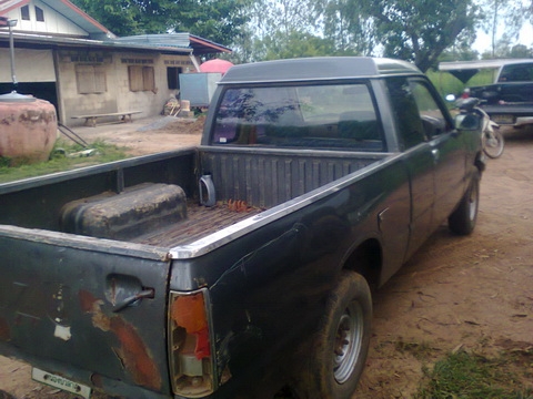 ขาย  ISUZU KB 2500 DI เครื่องทอง เครื่องแน่นๆ