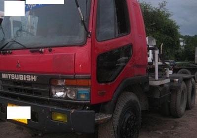 ขายหัวล้อหัวลาก Mitsu FN627 260 แรง ปี48 Uro2 พร้อมใช้ โทร 088-4501277