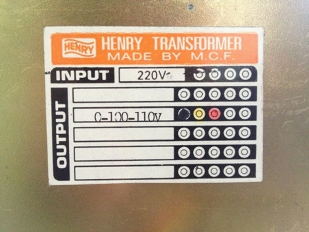 ขายหม้อแปลงไฟ INPUT 220V OUTPUT 100 - 110V