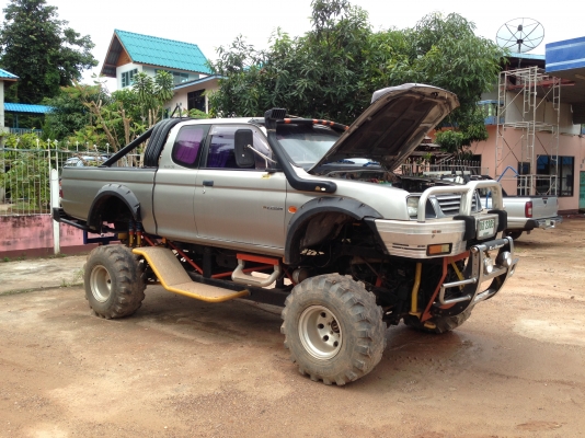 ขายรถบิ๊กฟุต สภาพสวย โทร 0812628564