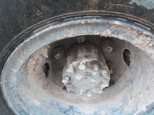 ขายรถ 6 ล้อ FB112  117 แรง รถสวยพร้อมใช้งาน เอกสารพร้อมโอน