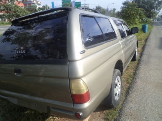 ขายดาวน์ mitsubishi strada 2500 cc ปี 2003